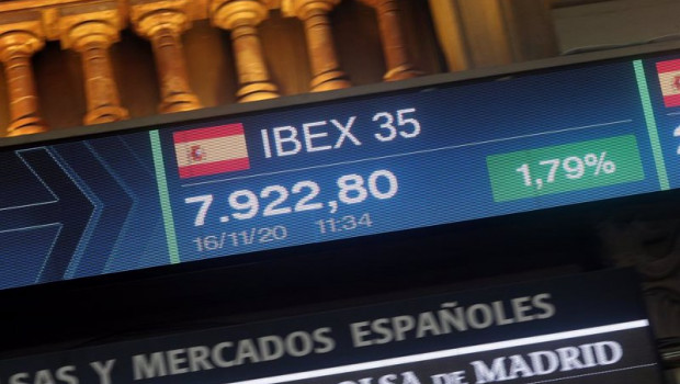 ep el ibex 35 en la bolsa de madrid espana a 16 de noviembre de 2020 el ibex 35 subia un 2 en torno