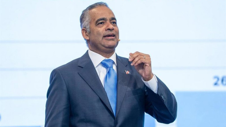 ep el ministro de energia y minas de la republica dominicana joel santos