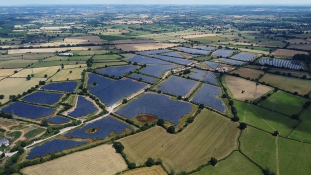 ep gransolar conecta a la red de transmision en reino unido su primer gran proyecto fotovoltaico en