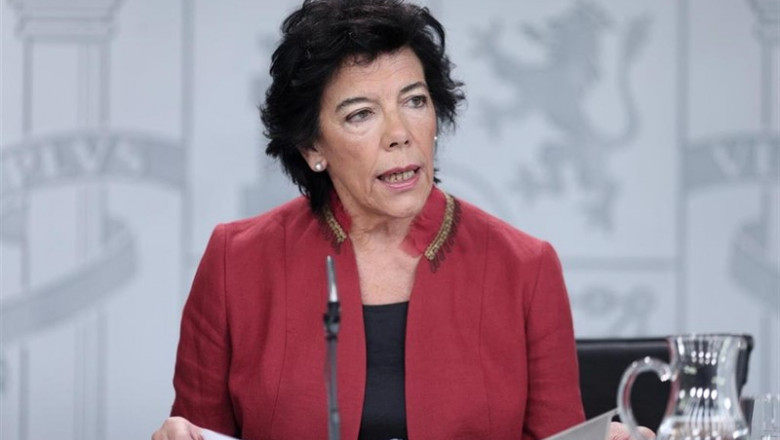 La ministra de Educación y Formación Profesional en funciones, Isabel Celaá, en una comparecencia ante los medios el pasado 13 de septiembre de 2019 | Eduardo Parra - Europa Press ep la ministra de educacion y formacion profesional en funciones isabel celaa en una comparecencia
