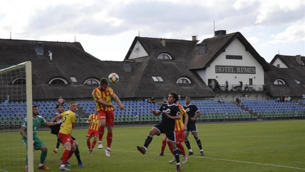 ep la seleccion afe espanaimponekorona kielcesu primer amistoso 1-3