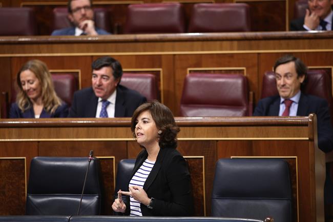 Soraya Sáenz de Santamaría en la sesión de control en el Congreso | EUROPA PRESS ep soraya saenzsantamariala sesioncontrolcongreso