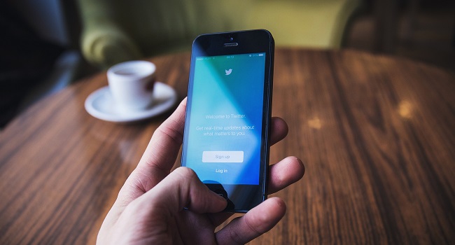 Twitter Twitter
