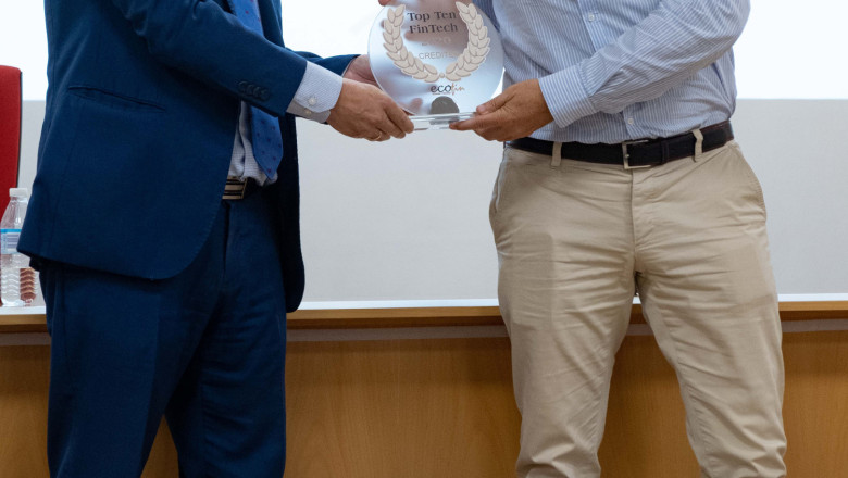 antonio garca lozano ceo de insurama recoge el premio foto de laura galvn 20221026113028 