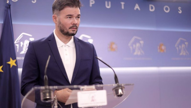 Archivo - El portavoz parlamentario de la ERC, Gabriel Rufián, ofrece una rueda de prensa en el Congreso | EUROPA PRESS/E. Parra. POOL - Europa Press ep archivo el portavoz parlamentario de la erc gabriel rufian ofrece una rueda de prensa en el