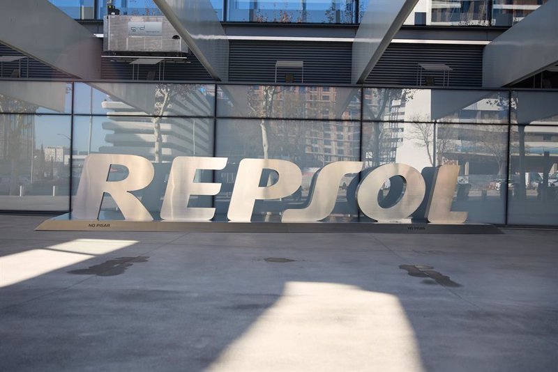 Repsol reduce su producción un 3% hasta marzo y el margen de refino cae un 26,9%
