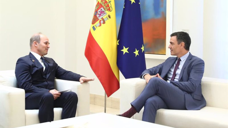 ep el presidente del gobierno pedro sanchez con el presidente y consejero delegado de basf y del ep el presidente del gobierno pedro sanchez con el presidente y consejero delegado de basf y del