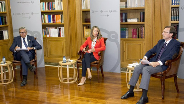ep el presidente del ico jose carlos garcia de quevedo la secretaria de estado de comercio xiana
