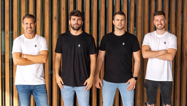 Equipo de Fourvenues | REMITIDA ANGELS ep equipo de fourvenues