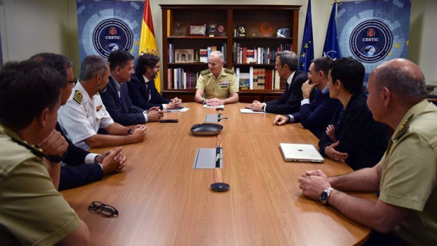 ep firma acuerdo ministerio de defensa e indra en las instalaciones del centro de sistemas y ep firma acuerdo ministerio de defensa e indra en las instalaciones del centro de sistemas y