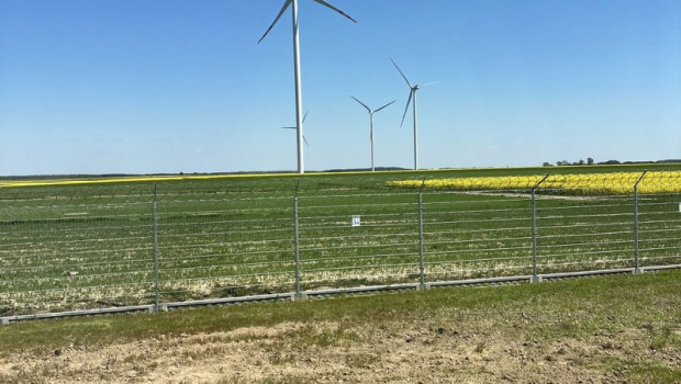 ep iberdrola compra dos parques eolicos terrestres de greenvolt power en polonia con capacidad de 50