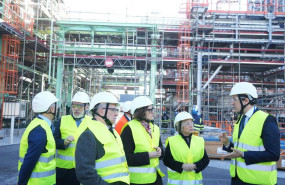 ep la diputada general de vizcaya elixabete etxanobedurante una visita a las obras de la planta de
