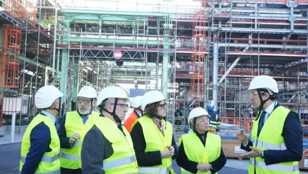ep la diputada general de vizcaya elixabete etxanobedurante una visita a las obras de la planta de