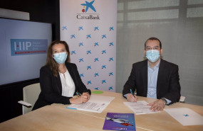 ep la directora ejecutiva de negocios y emprendedores de caixabank ana diez y el ceo de nebext