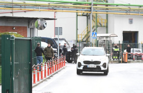 ep la policia nacional recaba informacion en las instalaciones de sidenor en basauri