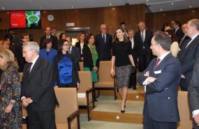 ep la reinala entregalos international friendship awardsiese
