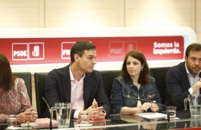 ep pedro sanchezadriana lastrala reunionla comision permanentepsoe