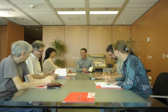 Pedro Sánchez con organizaciones ecologistas | BORJA PUIG DE LA BELLACASA - BPB ep pedro sanchezorganizaciones ecologistas