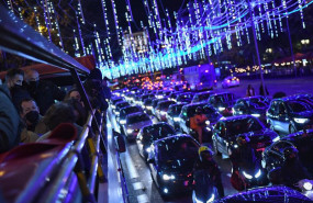 ep varios pasajeros en el autobus naviluz el primer dia de la puesta en marcha del servicio en 2021