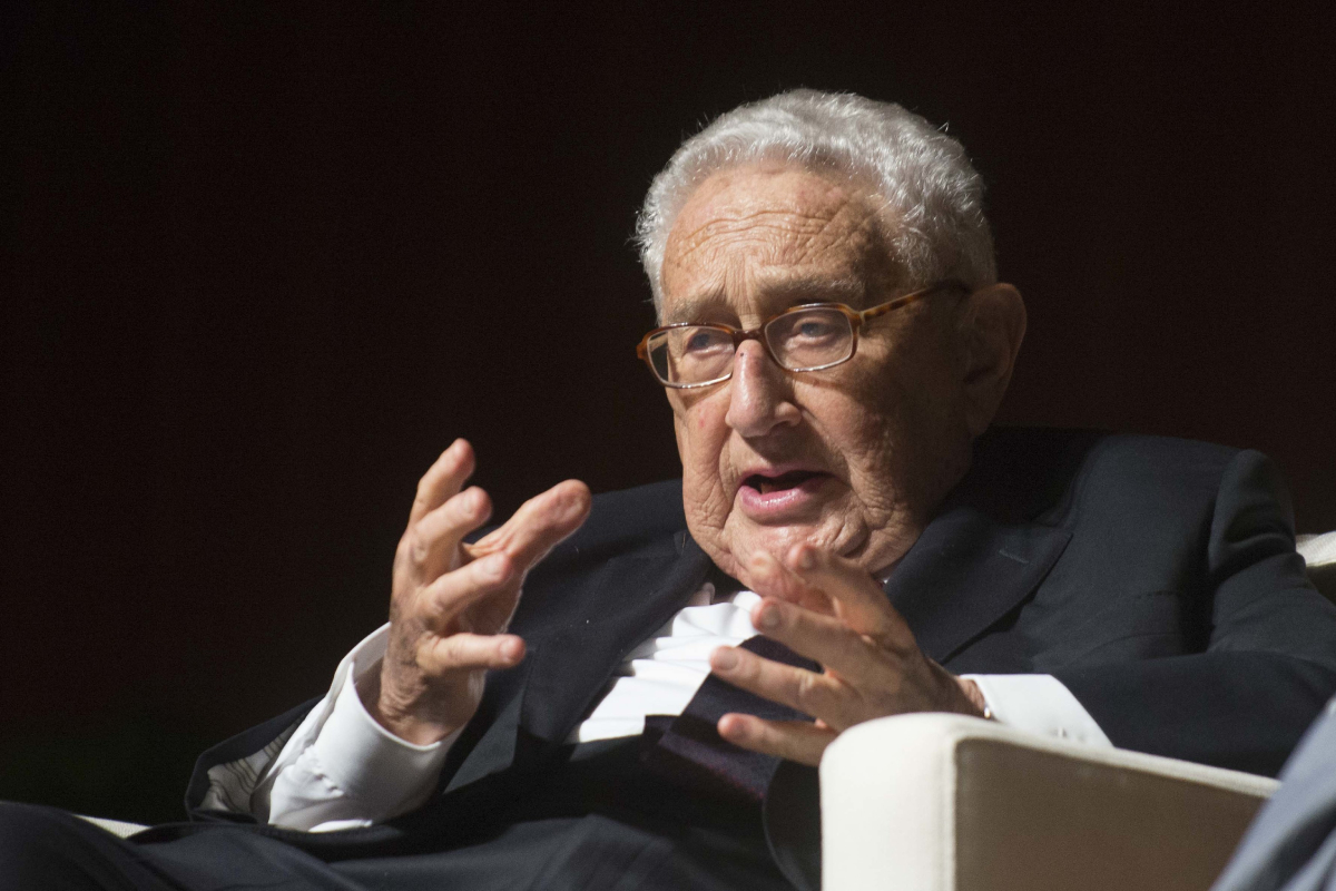 Henry Kissinger, controvertido diplomático de Estados Unidos, muere a los 100 años