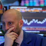 trader-preocupado-ultimas-caidas-wall-street trader-preocupado-ultimas-caidas-wall-street