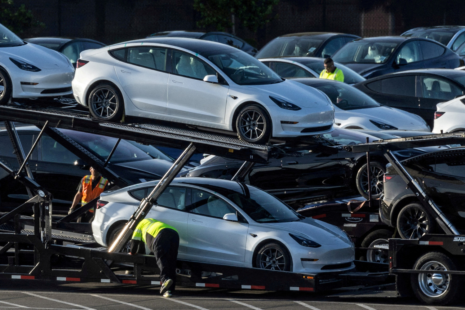 des vehicules tesla model 3 sont en vente sur le site de tesla a fremont en californie 