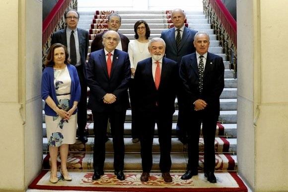Académicos de la Euskaltzaindia y de la RAE | MARTA JARA ep academicosla euskaltzaindiaderae