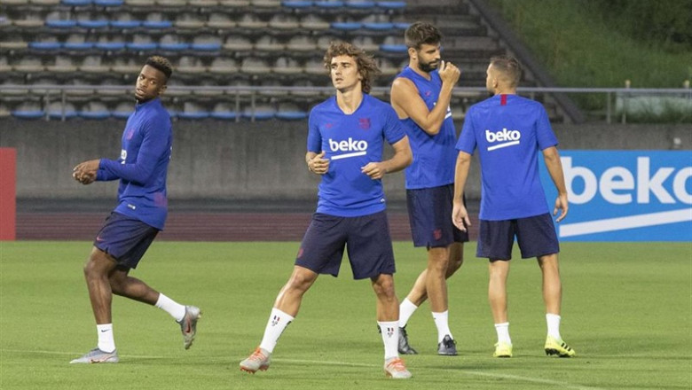 Antoine Griezmann entrenando con sus compañeros del FC Barcelona en el Machida Stadium de Tokio | Rodrigo Reyes Marin/ZUMA Wire/dp / DPA ep antoine griezmann entrenandosus companerosfc barcelonamachida stadiumtokio