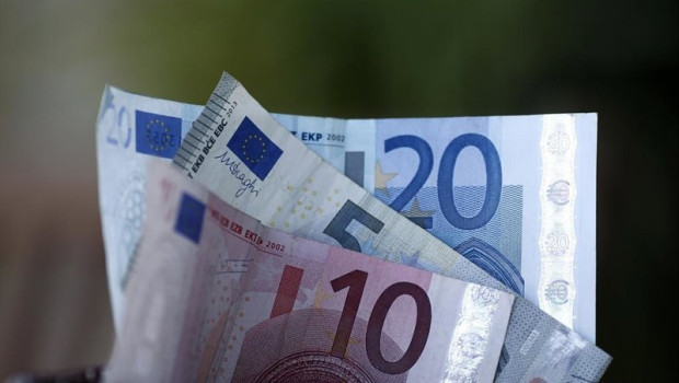 ep archivo   el 79 de los solicitantes de agrupacion de deudas acumula al menos un credito al