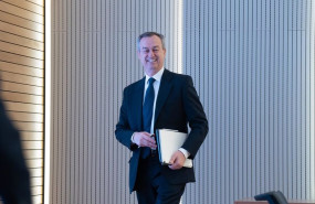 ep archivo   el consejero delegado de banco sabadell cesar gonzalez bueno llega al acto de