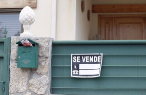 ep archivo   la compraventa de vivienda caera un 10 en 2024 y el precio medio subira un 3 segun las