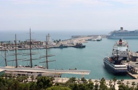 ep buquescrucero coincidenpuertomalaga 2018 barcos pasajeros vista