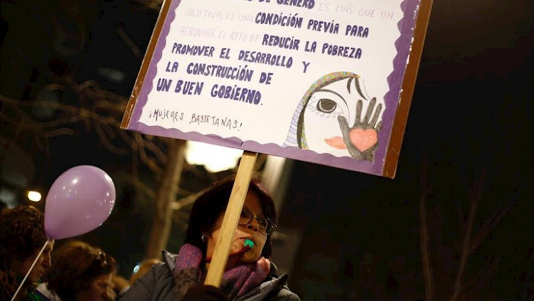 ep concentracion en granada contra la violencia de genero imagen de archivo