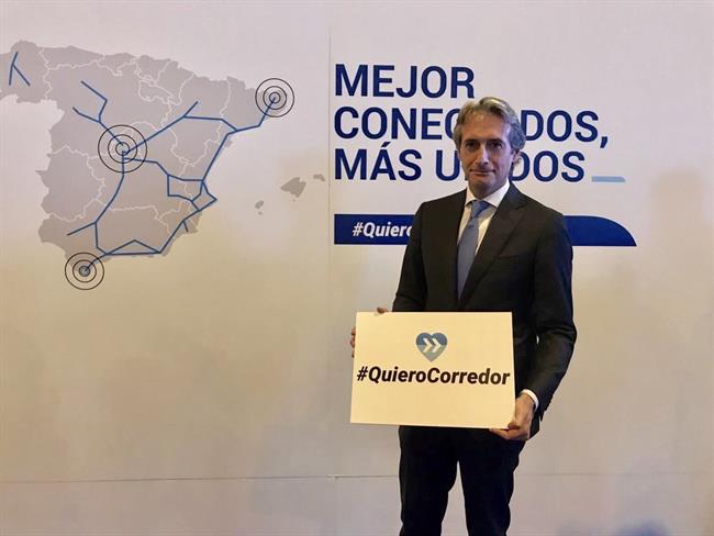 De la Serna durante el acto por el Corredor Mediterráneo | TWITTER CORREDOR MEDITERRÁNEO ep deserna duranteactocorredor mediterraneo