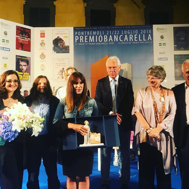 Dolores Redondo, premiada por los libreros italianos con el 'Bancarella' | PLANETA ep dolores redondo premiadalos libreros italianosel bancarella