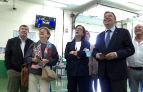ep el ministro de pesca luis planas visita la lonja de burela