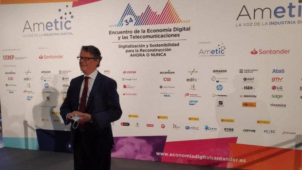 ep el secretario de estado de telecomunicaciones e infraestructuras digitales roberto sanchez en el