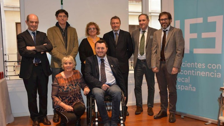 Enfermeras y médicos se suman a los pacientes con incontinencia fecal para reivindicar el acceso a un tratamiento | CGE ep enfermeras y medicos se suman a los pacientes con incontinencia fecal para reivindicar el acceso