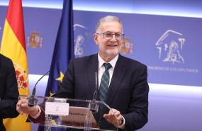 ep jose luis steegmann diputado de vox en rueda de prensa en el congreso