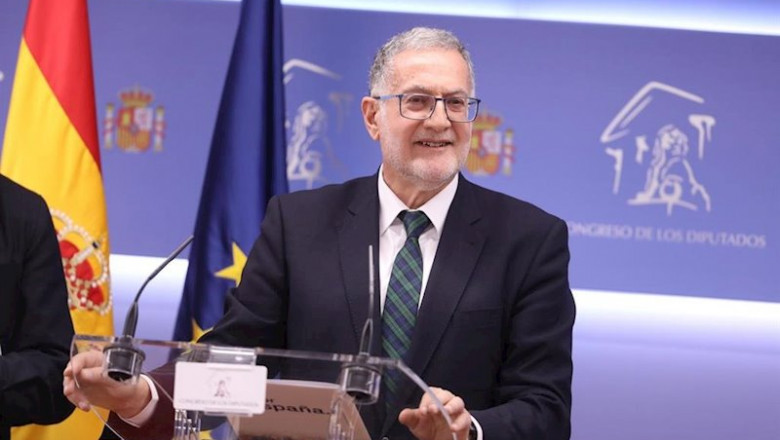 ep jose luis steegmann diputado de vox en rueda de prensa en el congreso