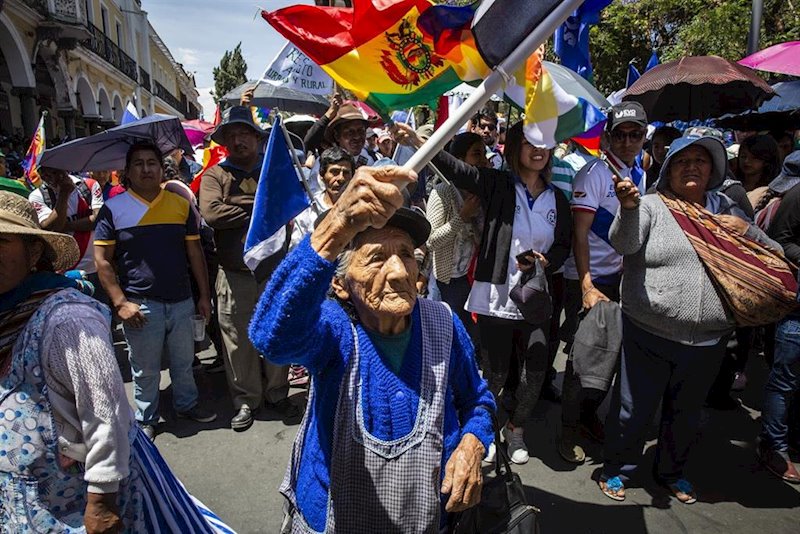 ep manifestacion contra el triunfo electoral de evo morales en cochabamba bolivia