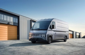 ep motor  byd presenta un vehiculo comercial y un camion de carga portuaria y aeroportuaria 100