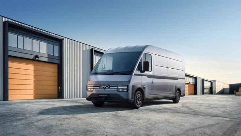Economía/Motor.- BYD presenta un vehículo comercial y un camión de carga portuaria y aeroportuaria 100% eléctricos | BYD ep motor byd presenta un vehiculo comercial y un camion de carga portuaria y aeroportuaria 100