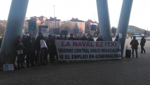 ep pedro sanchezrecibira atrabajadoresla naval concentradosbarakal