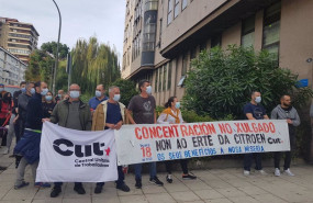 ep trabajadores de la planta de stellantis en vigo se concentran ante los juzgados