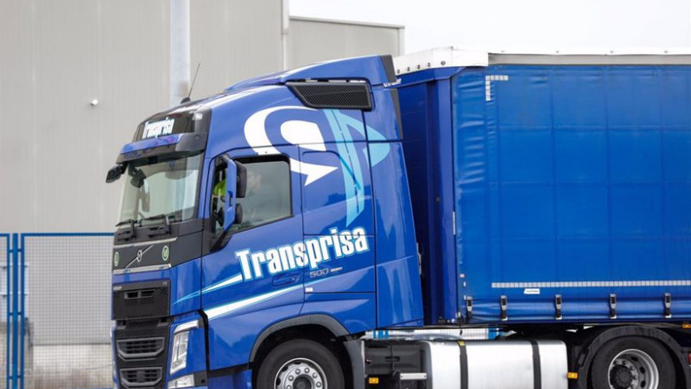 ep un camion de transprisa llega a mercamadrid