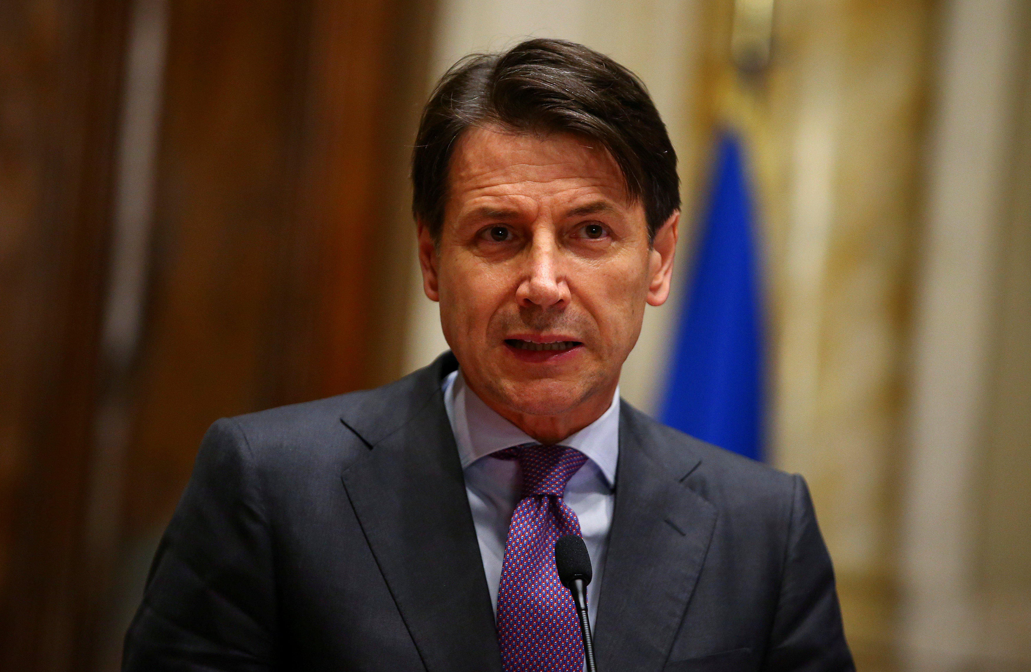 giuseppe-conte-peine-a-former-son-gouvernement-en-italie