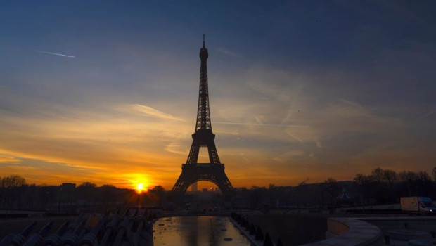ep archivo   atardecer en la torre eiffel de paris francia