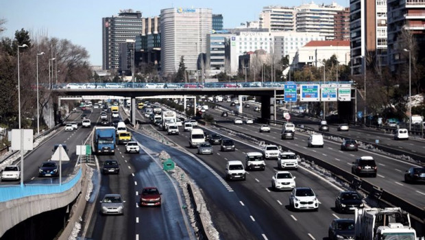 ep archivo   carretera m 30 a su paso por ventas en madrid espana