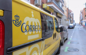 ep archivo   un camion de reparto postal de correos